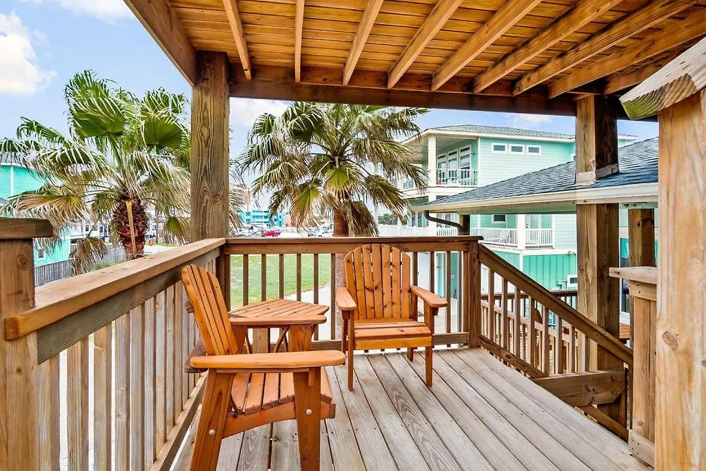 Casa Playa - Ocean Views!! Boardwalk To The Beach! Holiday home