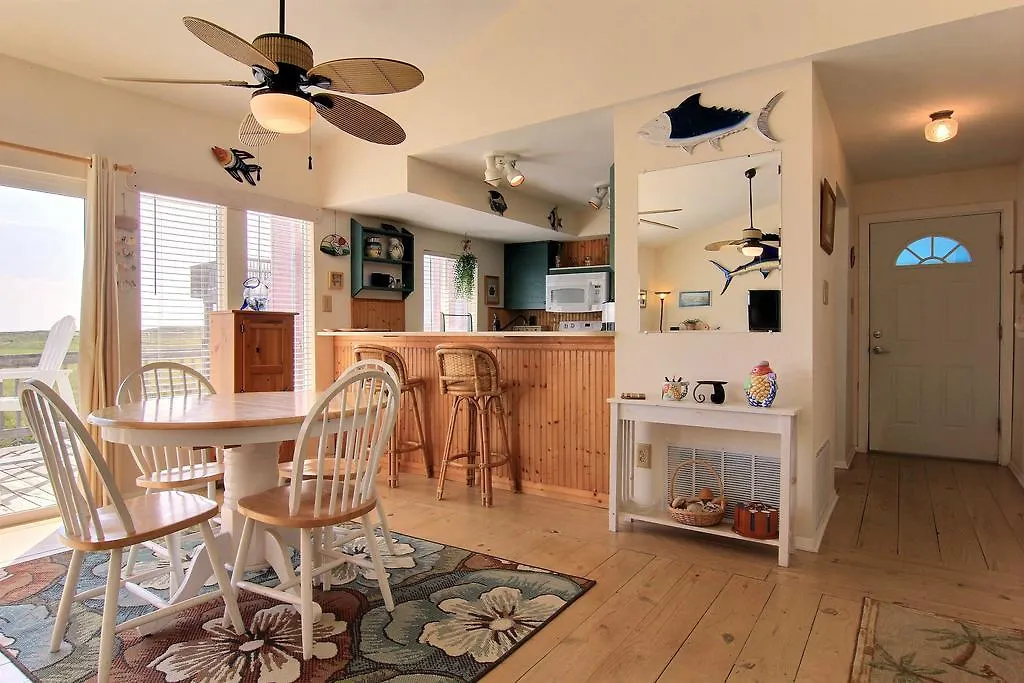 Apartment Lost Colony 30