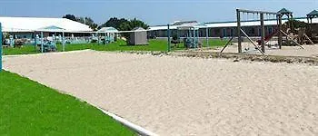 鲨鱼礁度假村汽车旅馆加小屋 3*