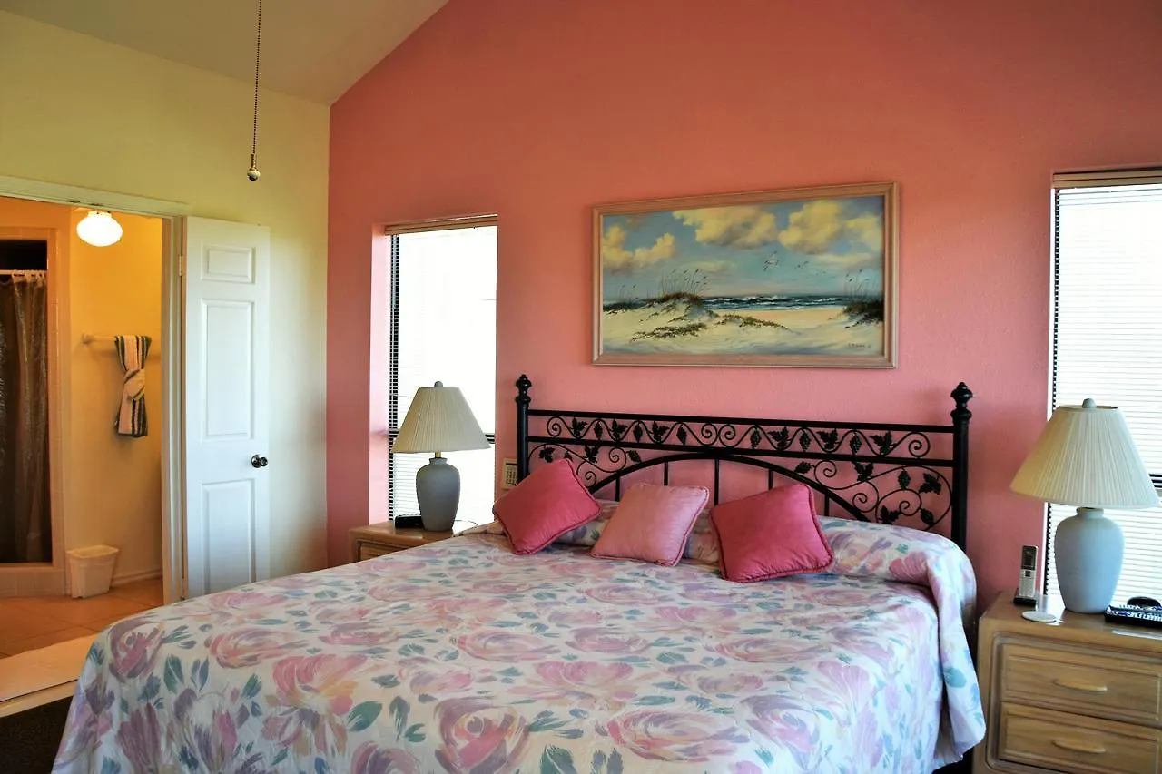 Dolphin House On The - Four Bedroom Ferienhaus Port Aransas