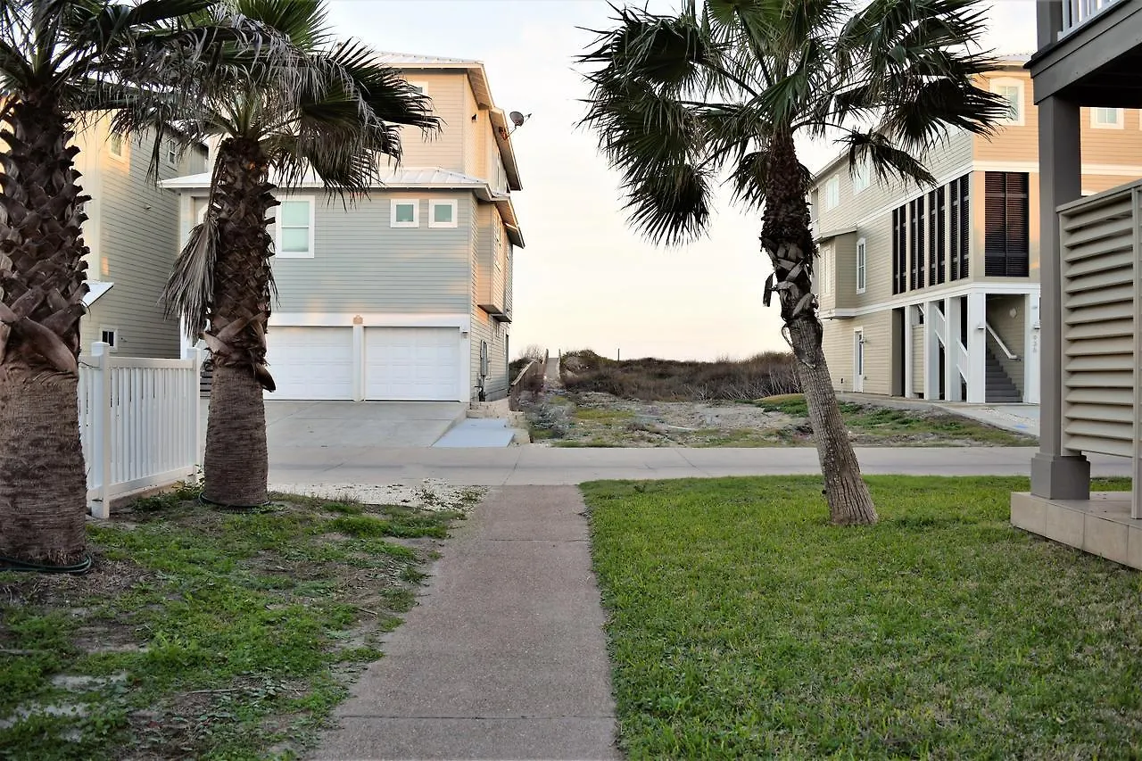 Banyan House - Three Bedroom House Holiday home