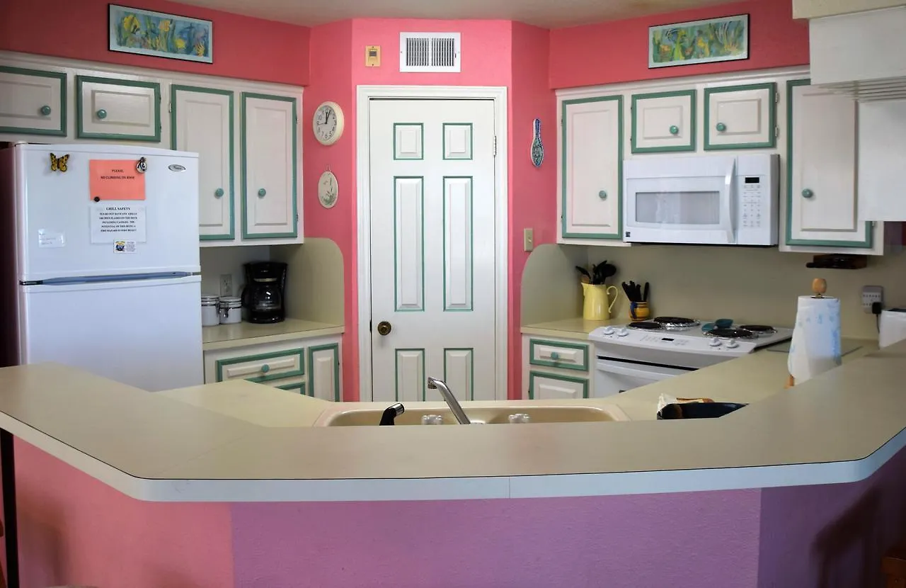 Dolphin House On The - Four Bedroom *