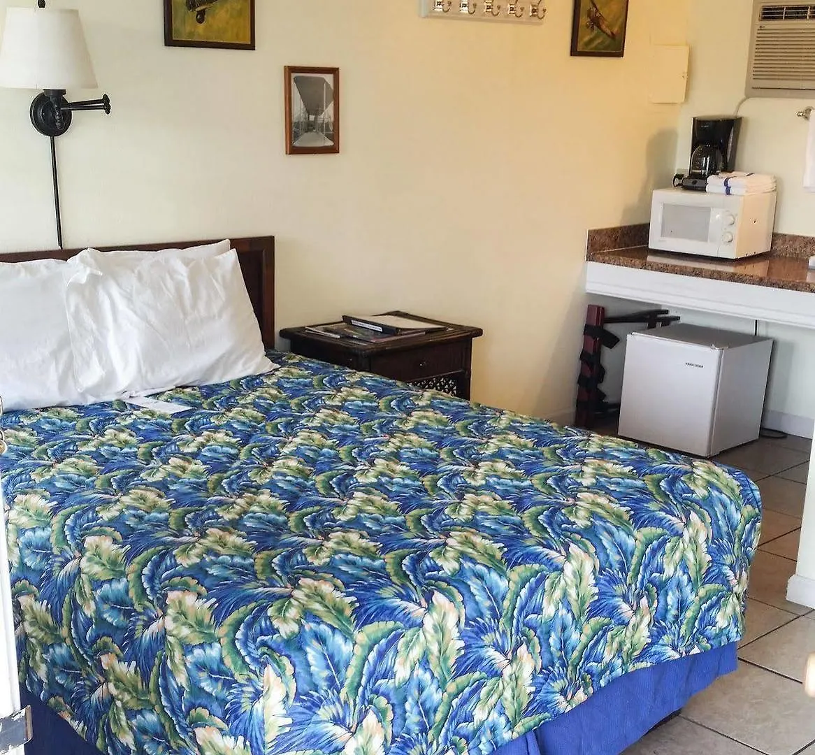 Amelia's Landing Hotel 2*