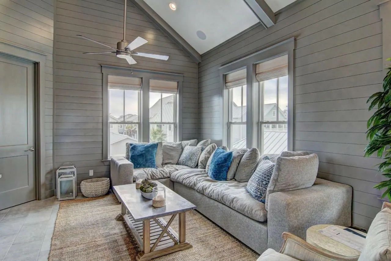 Cinnamon Shore- Living Water 123 Fi Holiday home *