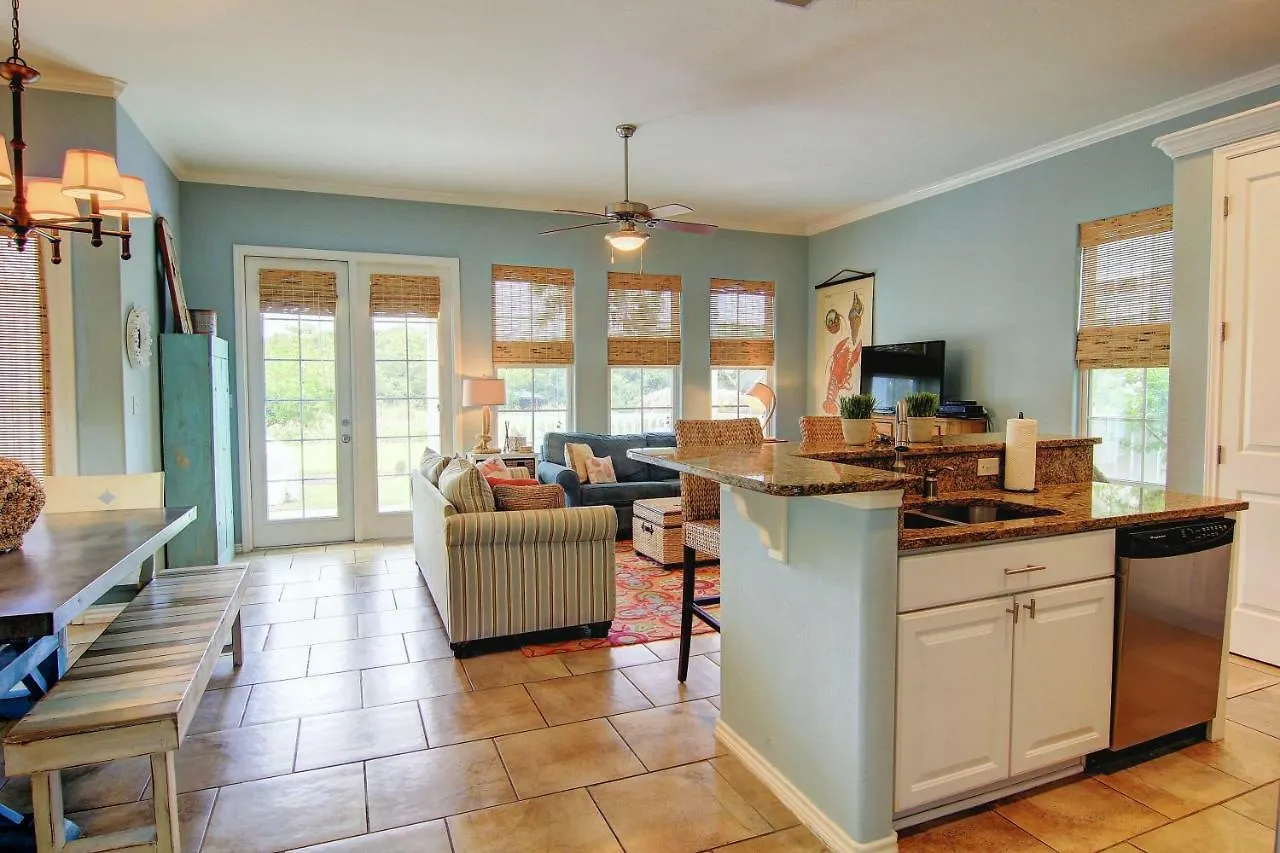 Cinnamon Shore- Margaritaville 132 Be Holiday home
