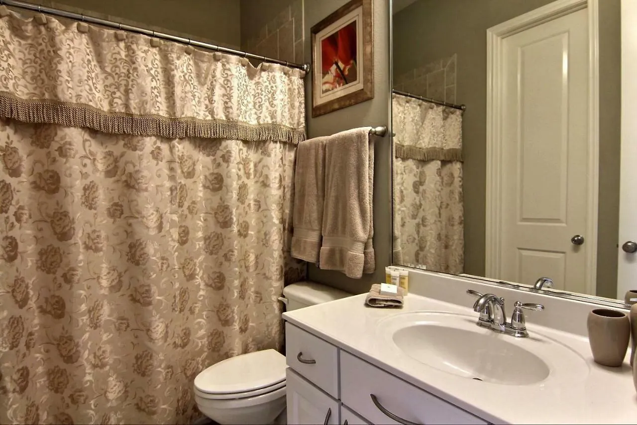Cinnamon Shore- Dollar 140 Be * Port Aransas