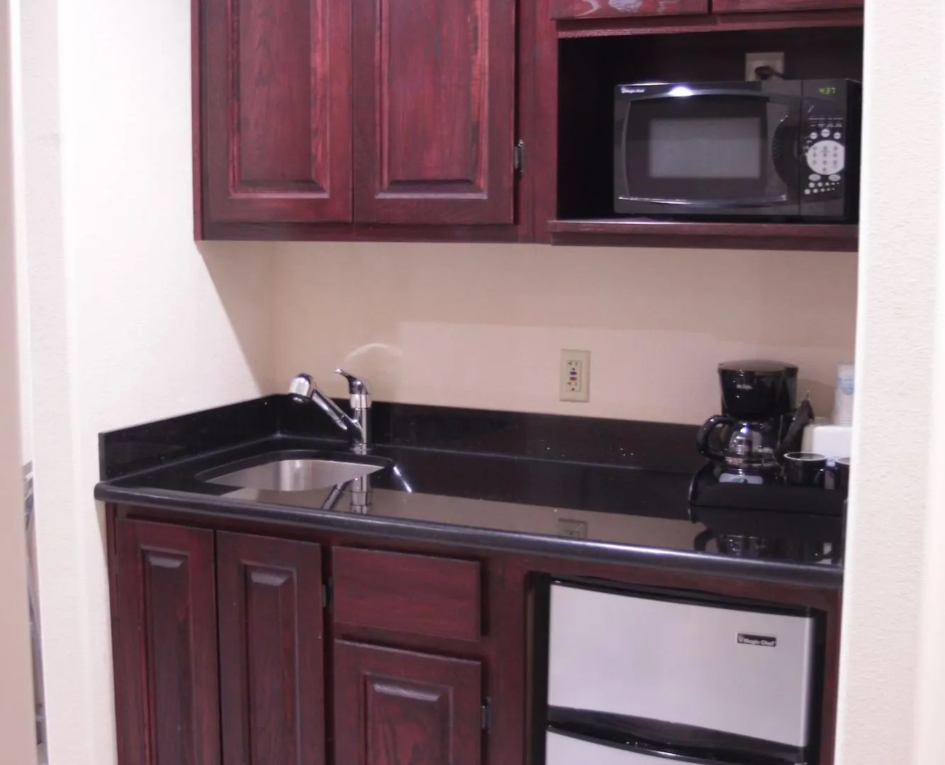 Americas Value 2* Port Aransas