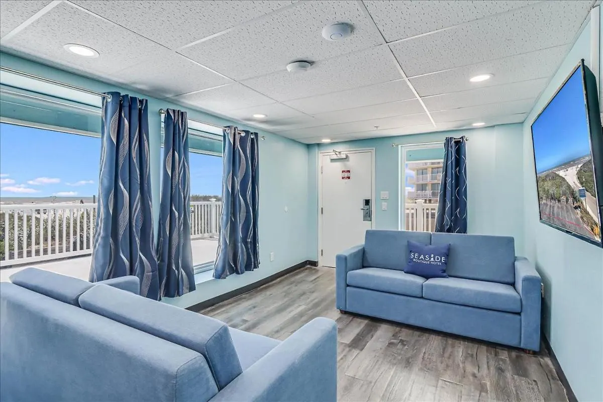 Seaside Boutique Hotel, Waves At Your Doorstep Otel 3*