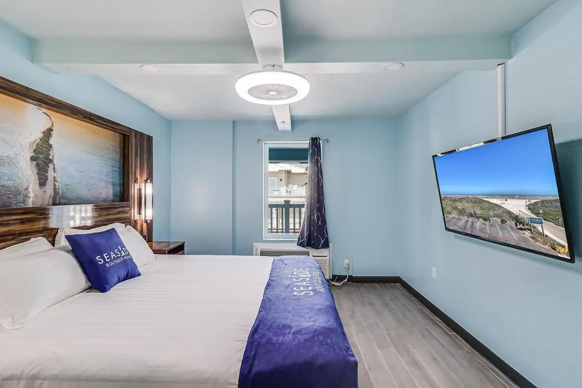 Seaside Boutique Hotel, Waves At Your Doorstep