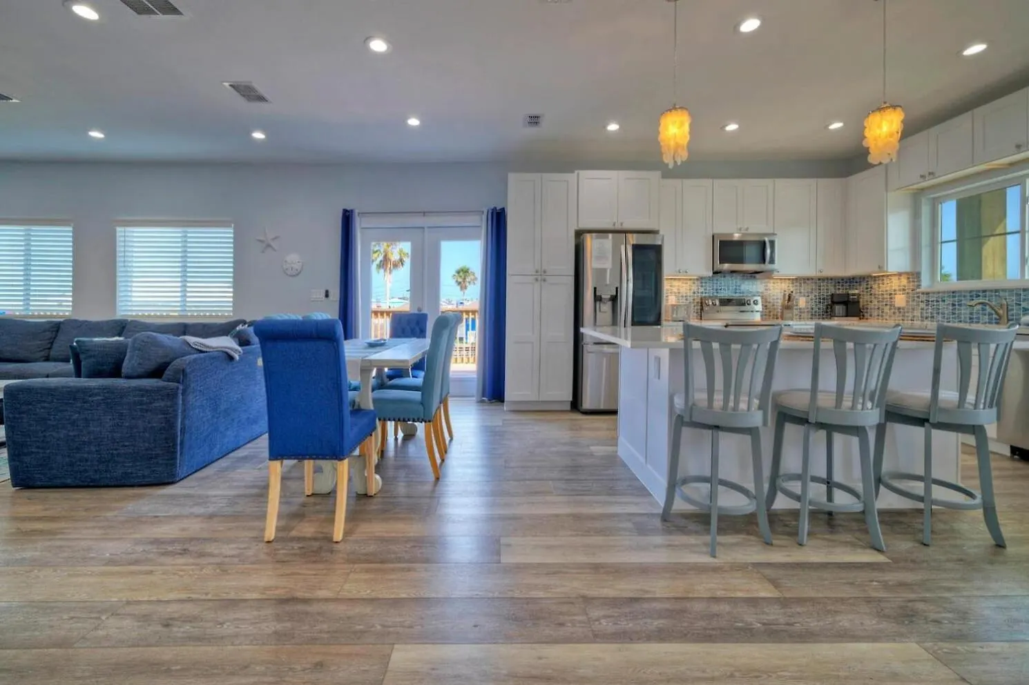 Sleeps 22 2 Homes Priv Pool Putting Bar Deck Prime Port A Location Port Aransas