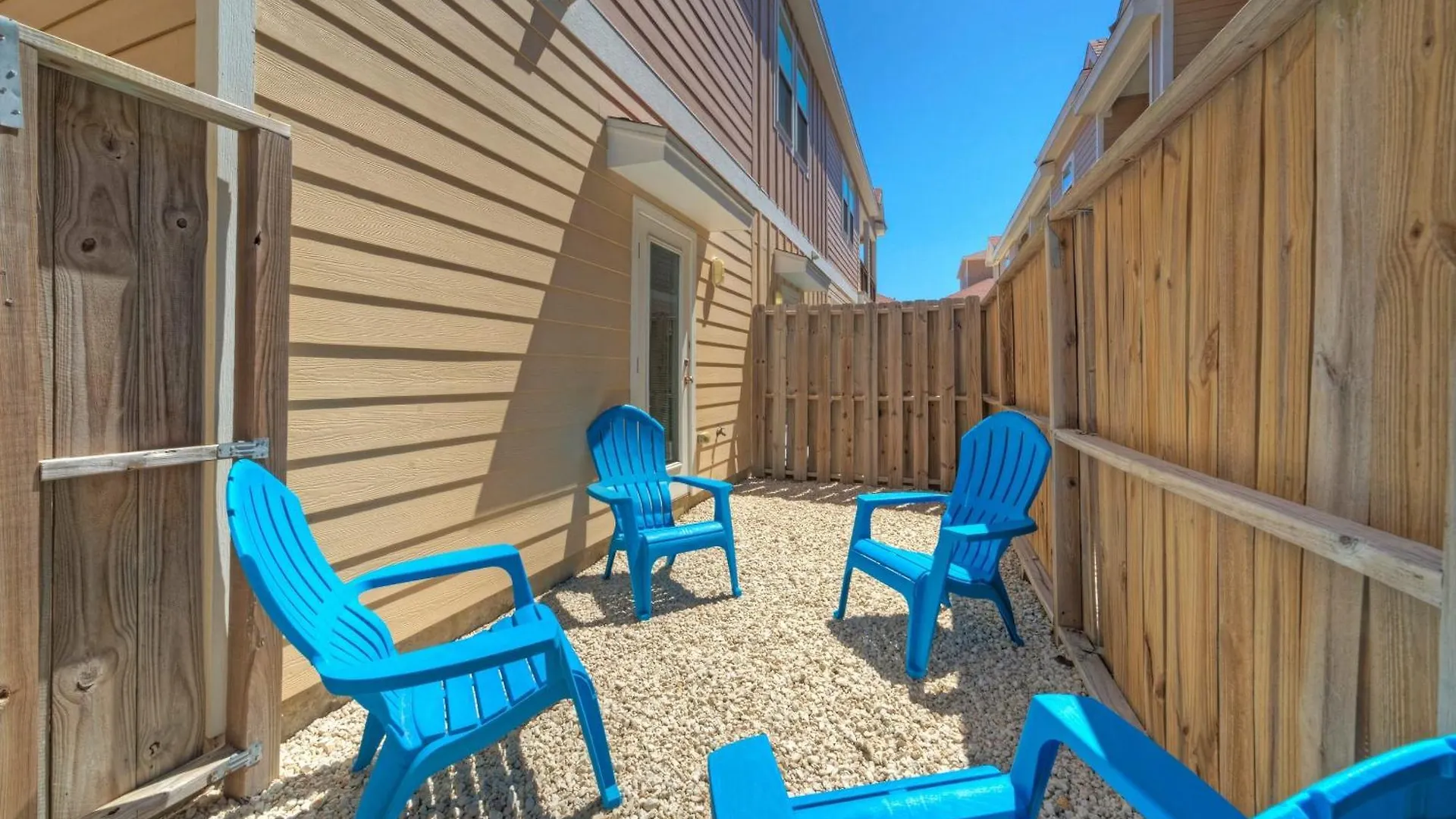 Sleeps 29 3 Homes Beachside Pool Walk To The بيت للعطل *