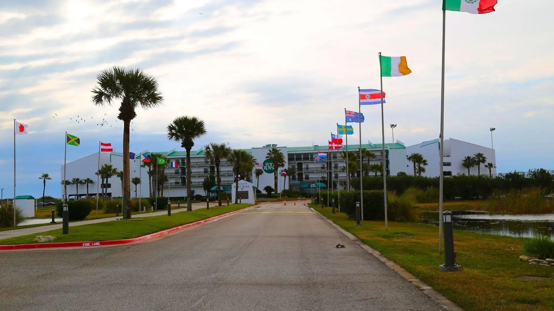 Port Royal Ocean & Conference Center אתר נופש